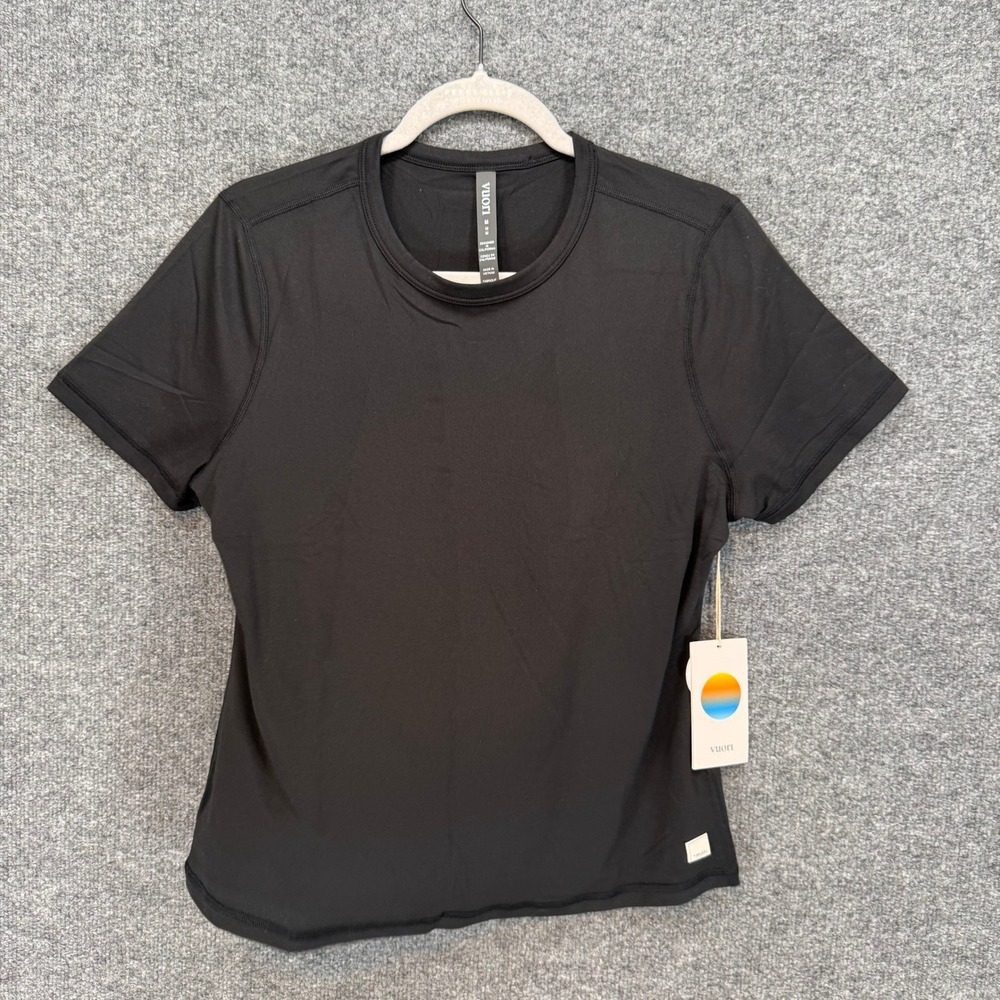 Vuori Women's Short Sleeve Tee in Black
